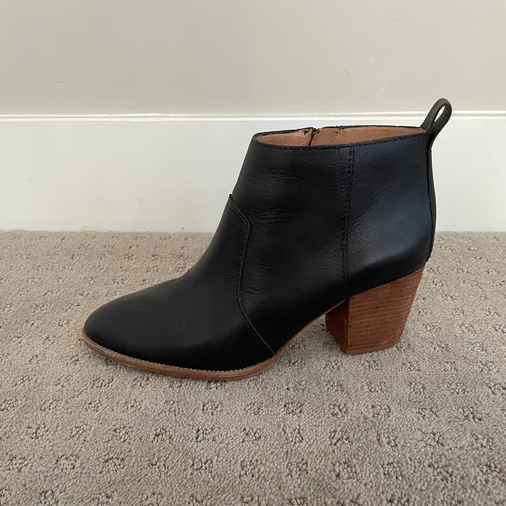 Madewell Leather Bootie - Picture 9 of 10